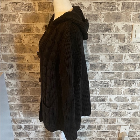 Land’s End Black Toggle Knit Cardigan. Size L. (14/16). - Picture 7 of 14